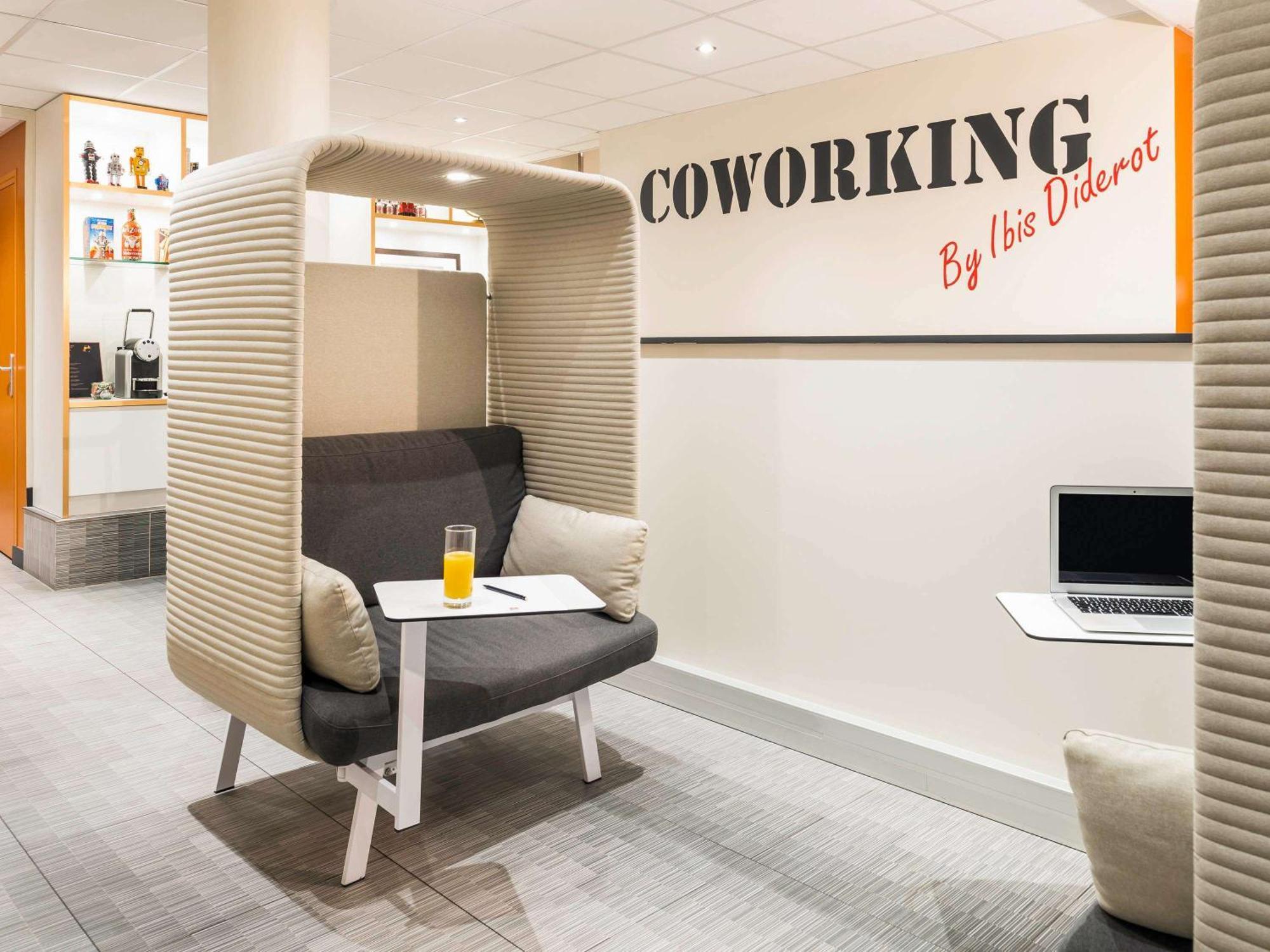 Отель Ibis Paris Gare De Lyon Diderot Экстерьер фото