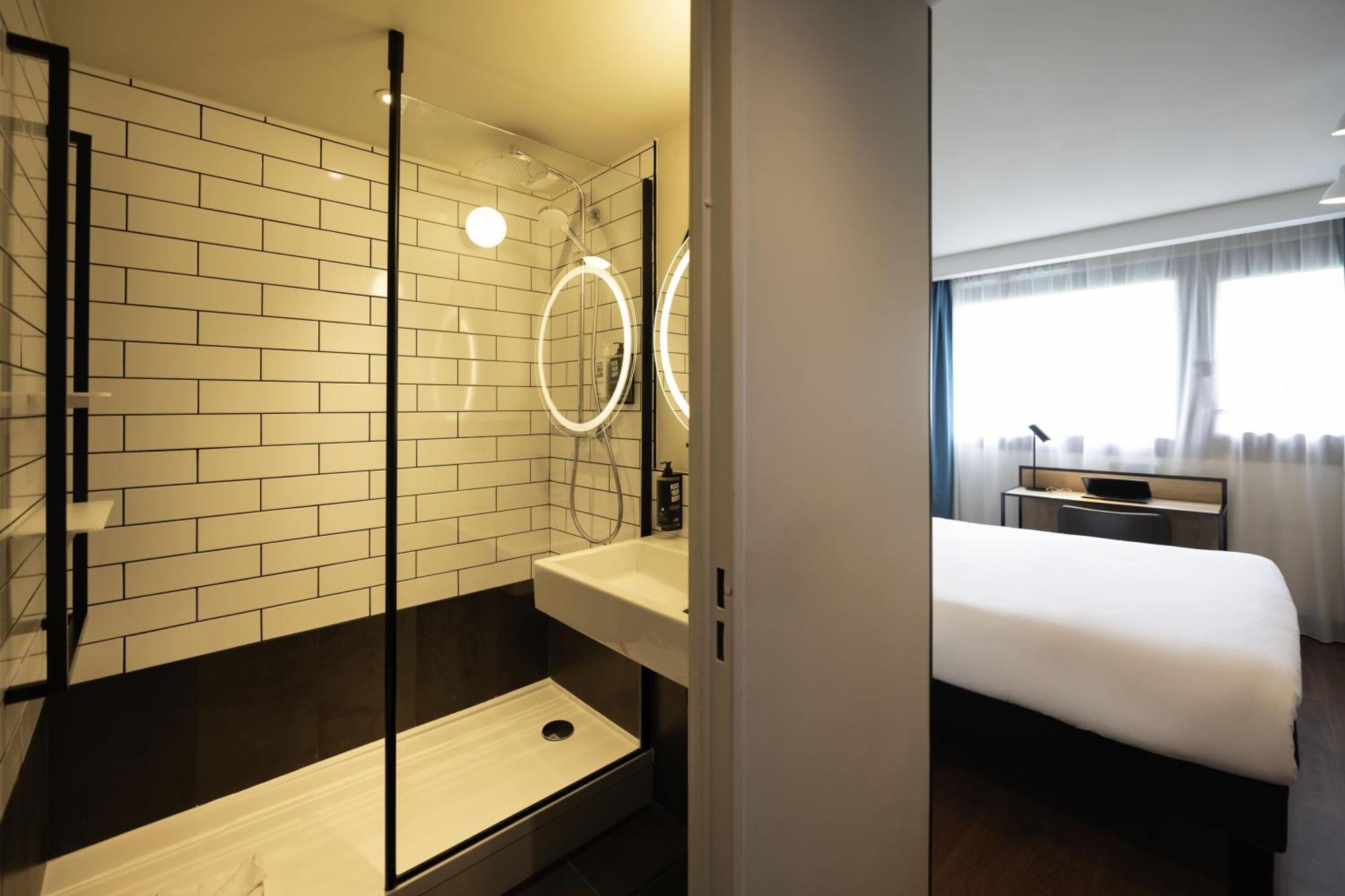 Отель Ibis Paris Gare De Lyon Diderot Экстерьер фото