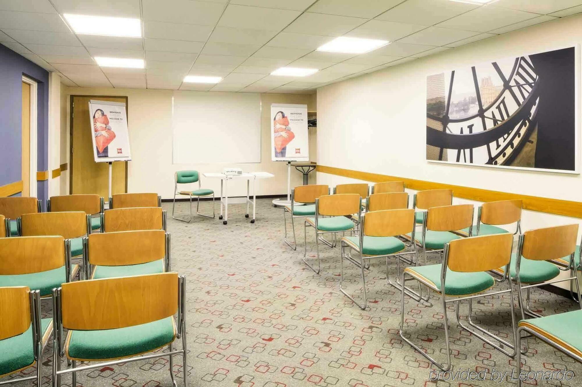 Отель Ibis Paris Gare De Lyon Diderot Экстерьер фото