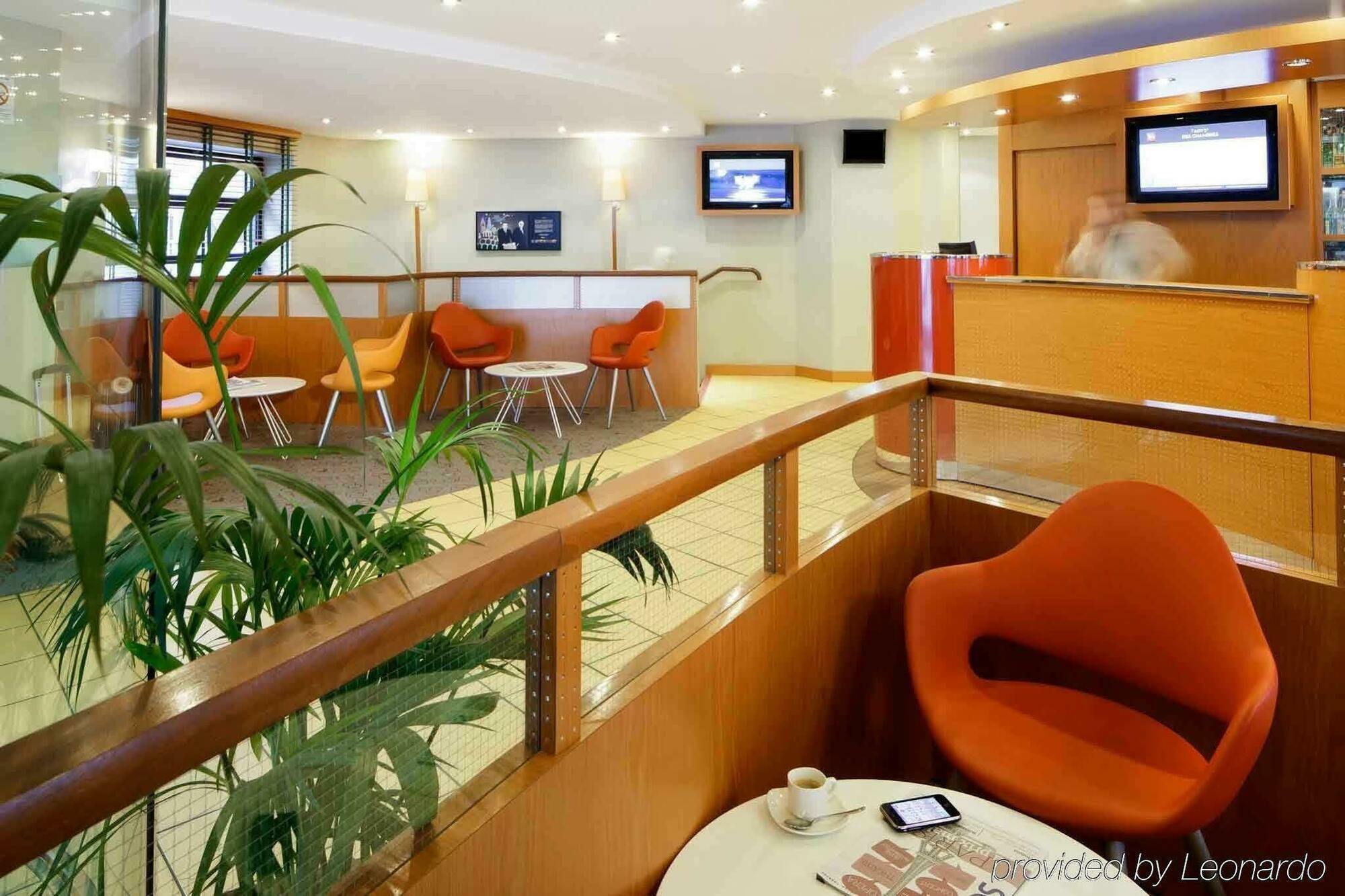 Отель Ibis Paris Gare De Lyon Diderot Экстерьер фото